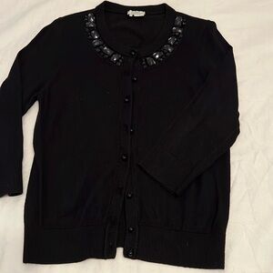 KATE SPADE bejeweled neck sweater. Pearl buttons. Black M.